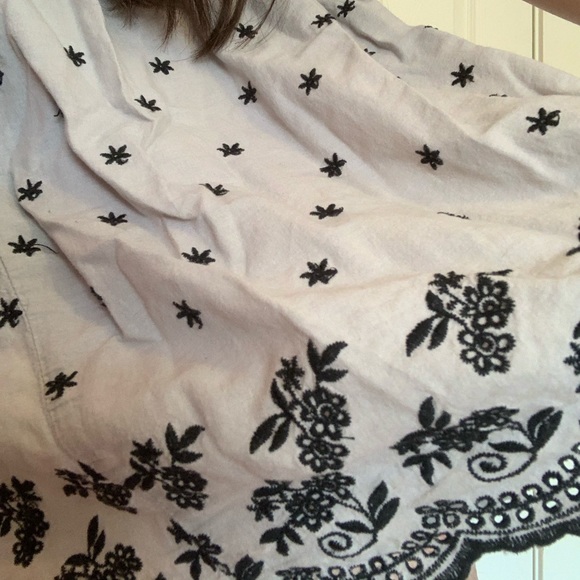 Rhapsody skirt with stretchy waist band - Picture 3 of 4